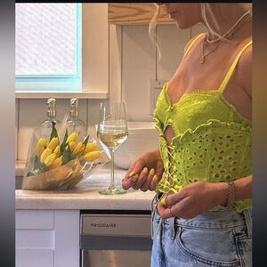 NWT For love and lemons 🍋 green crop top